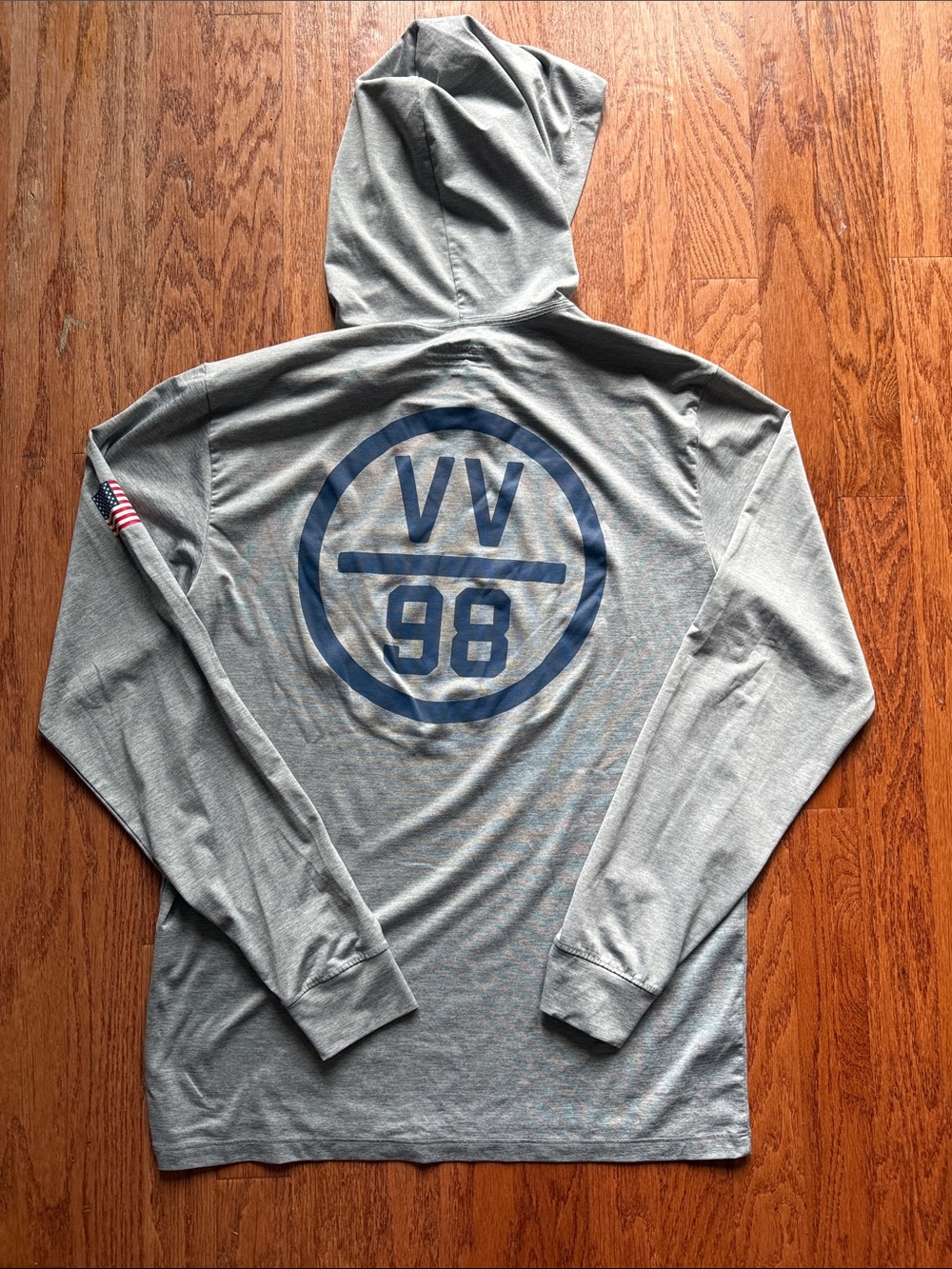 Vineyard Vines Men's Gray Hooded performance Long-Sleeve Shirt